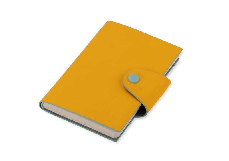 Notes A6 s praktičnim gumbom za zatvaranje