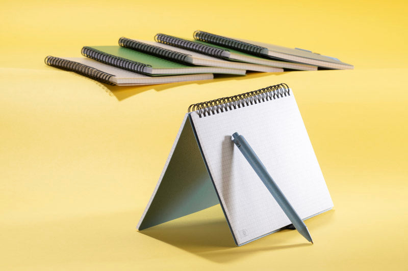 Spiralni eko A5 notes s kemijskom olovkom od vlakana slame