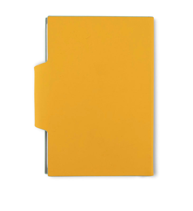 Notes A6 s praktičnim gumbom za zatvaranje