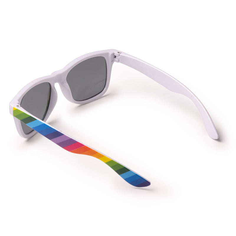 Sunčane naočale s dizajnom u duginim bojama
