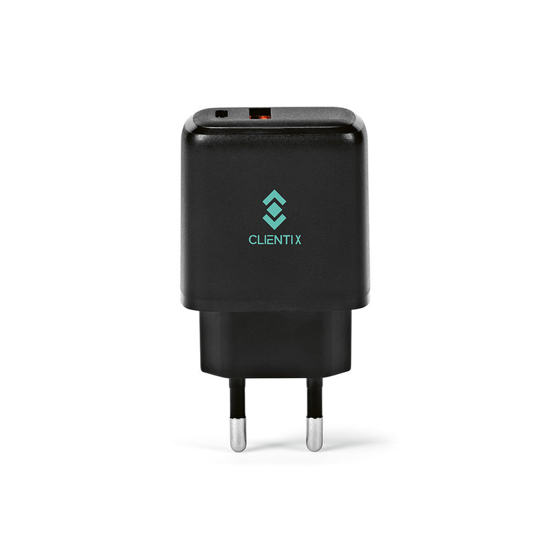 Zidni punjač izrađen od reciklirane plastike