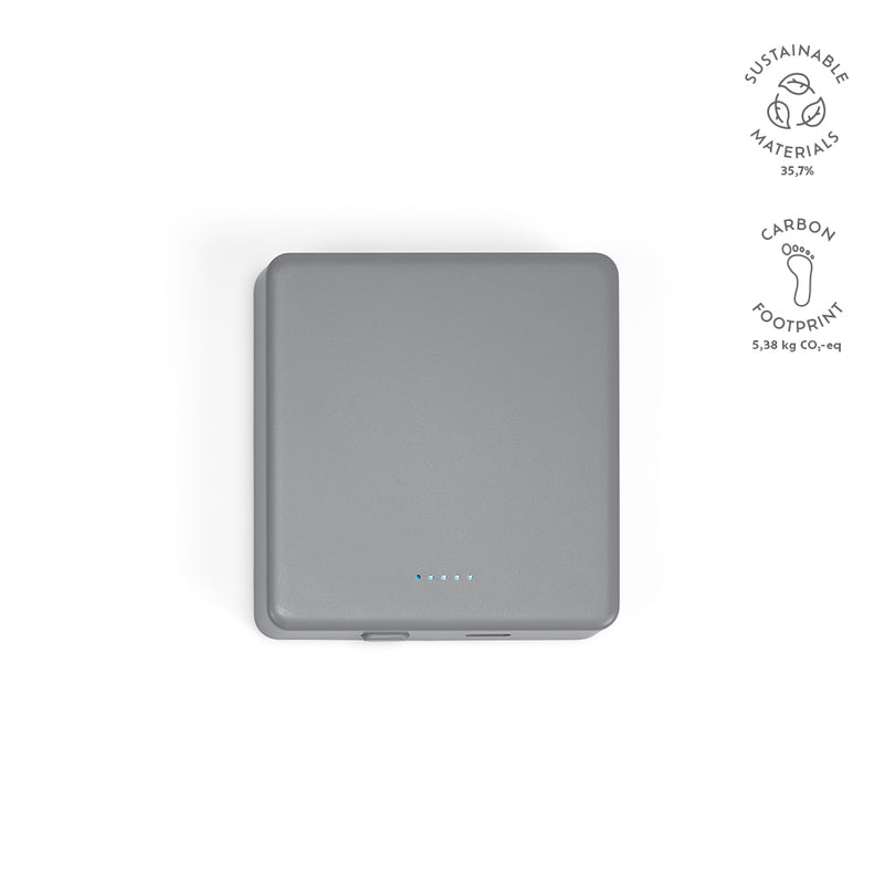 Promotivni magnetni bežični powerbank od reciklirane plastike 5000 mAh, siva boja | Poslovni pokloni