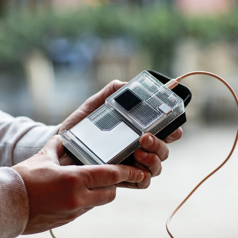 Prijenosni punjač kapaciteta 20.000 mAh