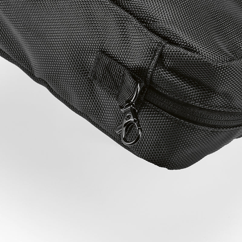 Toaletna torbica izrađena od recikliranog poliestera