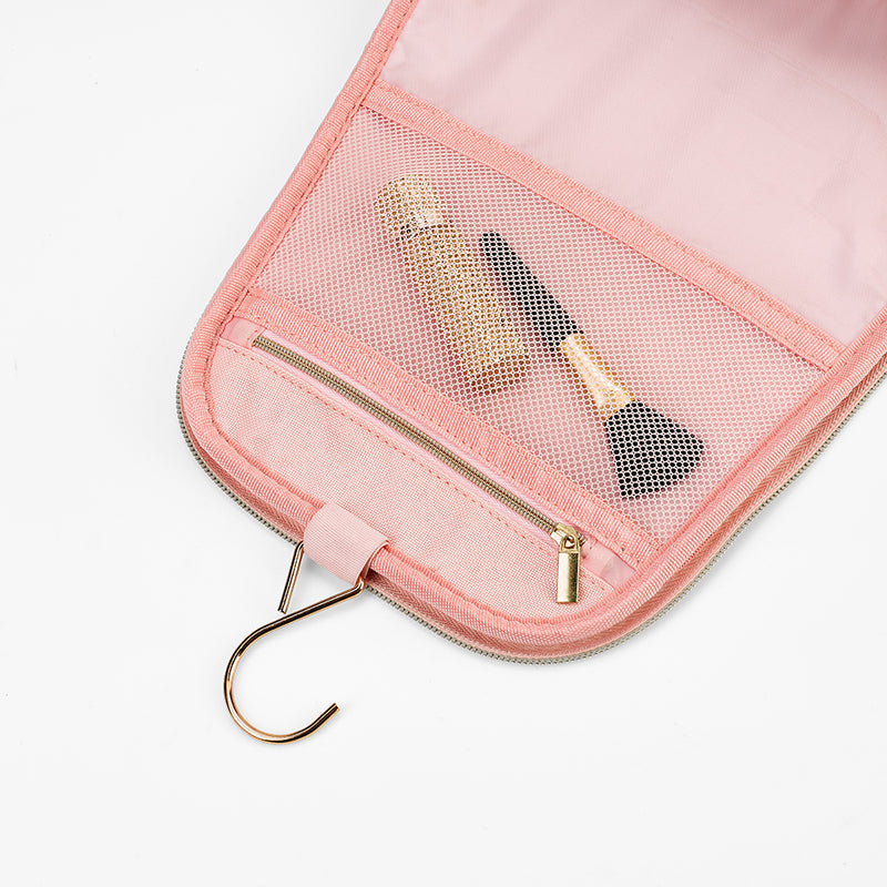 Viseća toaletna torbica od reciklirane kože