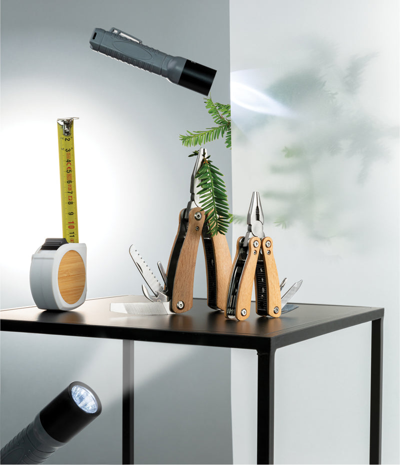 Izdržljiv i snažan multialat s 13 funkcija od drveta