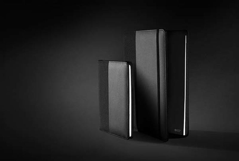 Poslovna A4 mapa od recikliranog poliestera i PU kože s bilježnicom