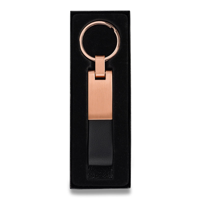 Metalni rose gold privjesak za ključeve s crnom eko kožom