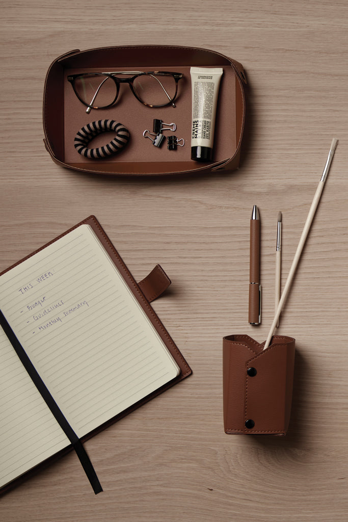 Bilježnica s magnetskim zatvaranjem