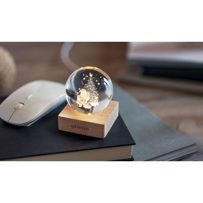 Kristalna božićna kugla s LED svjetlom