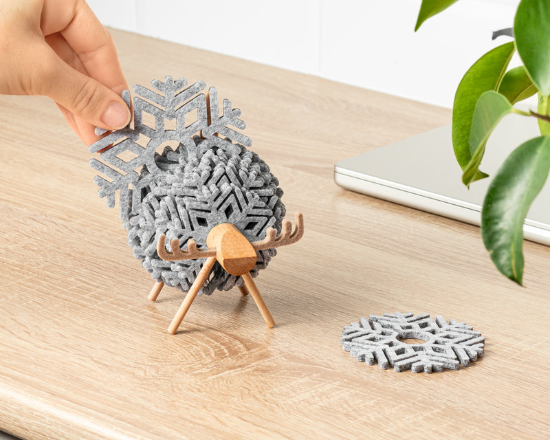 Božićni podmetači za čaše u obliku pahuljice na stalku od sklopivog soba