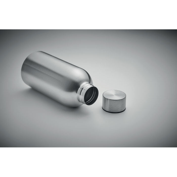 Promo jednoslojna boca od recikliranog nehrđajućeg čelika, 500ml srebrne boje | Poslovni pokloni