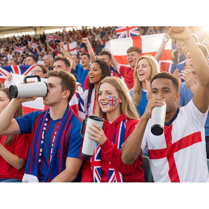 Reklamna navijačka termo čaša od nehrđajućeg čelika, 700ml bijele boje | Promotivni pokloni