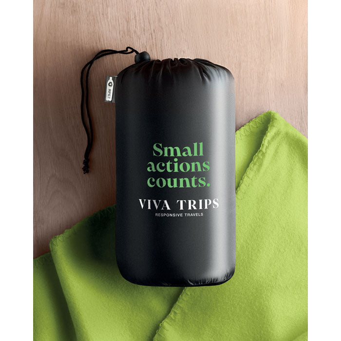 Promotivna eko putna deka od recikliranog PET materijala, zelene limeta boje s tiskom | Poslovni pokloni