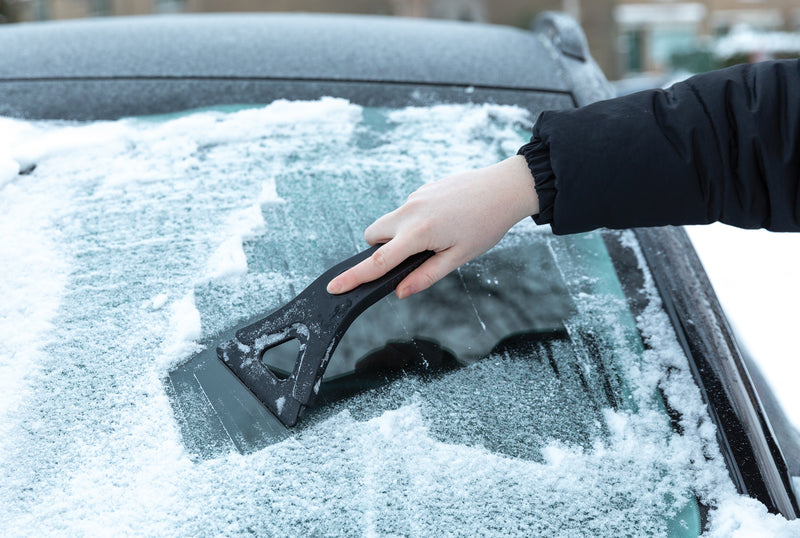 Moderna 3-u-1 strugalica za led od reciklirane plastike