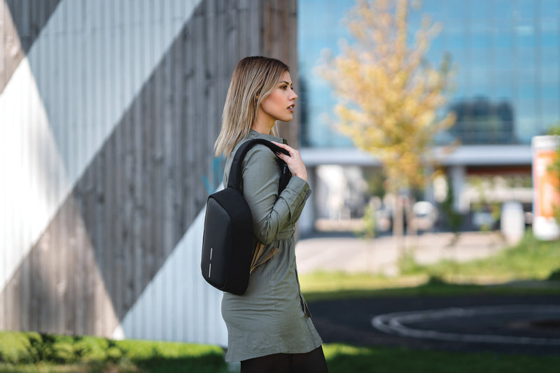 Dizajnerski ruksak za jedno rame sa sustavom zaštita od krađe Sling