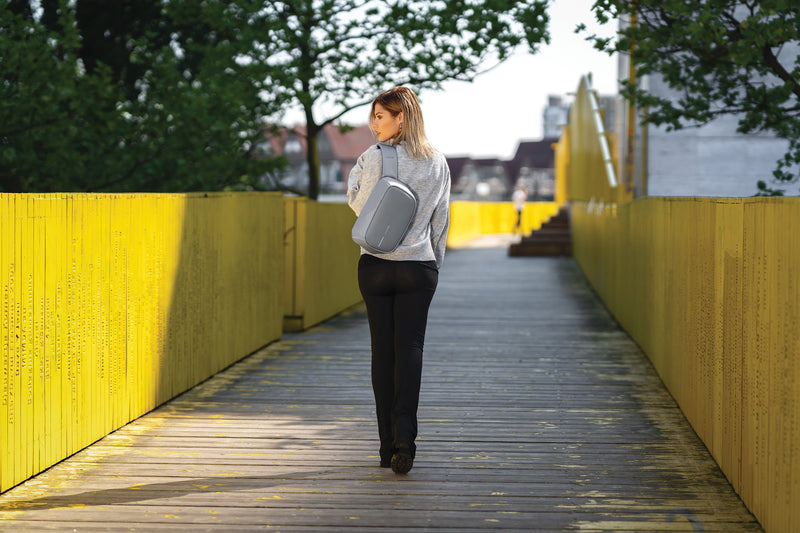 Dizajnerski ruksak za jedno rame sa sustavom zaštita od krađe Sling