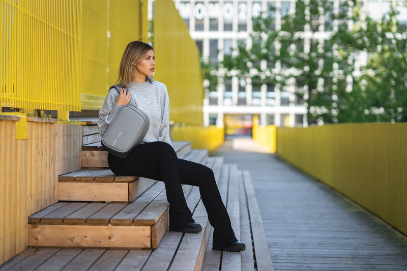 Dizajnerski ruksak za jedno rame sa sustavom zaštita od krađe Sling