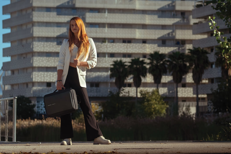 Poslovna torba sa sustavom zaštita protiv krađe Bizz 2.0