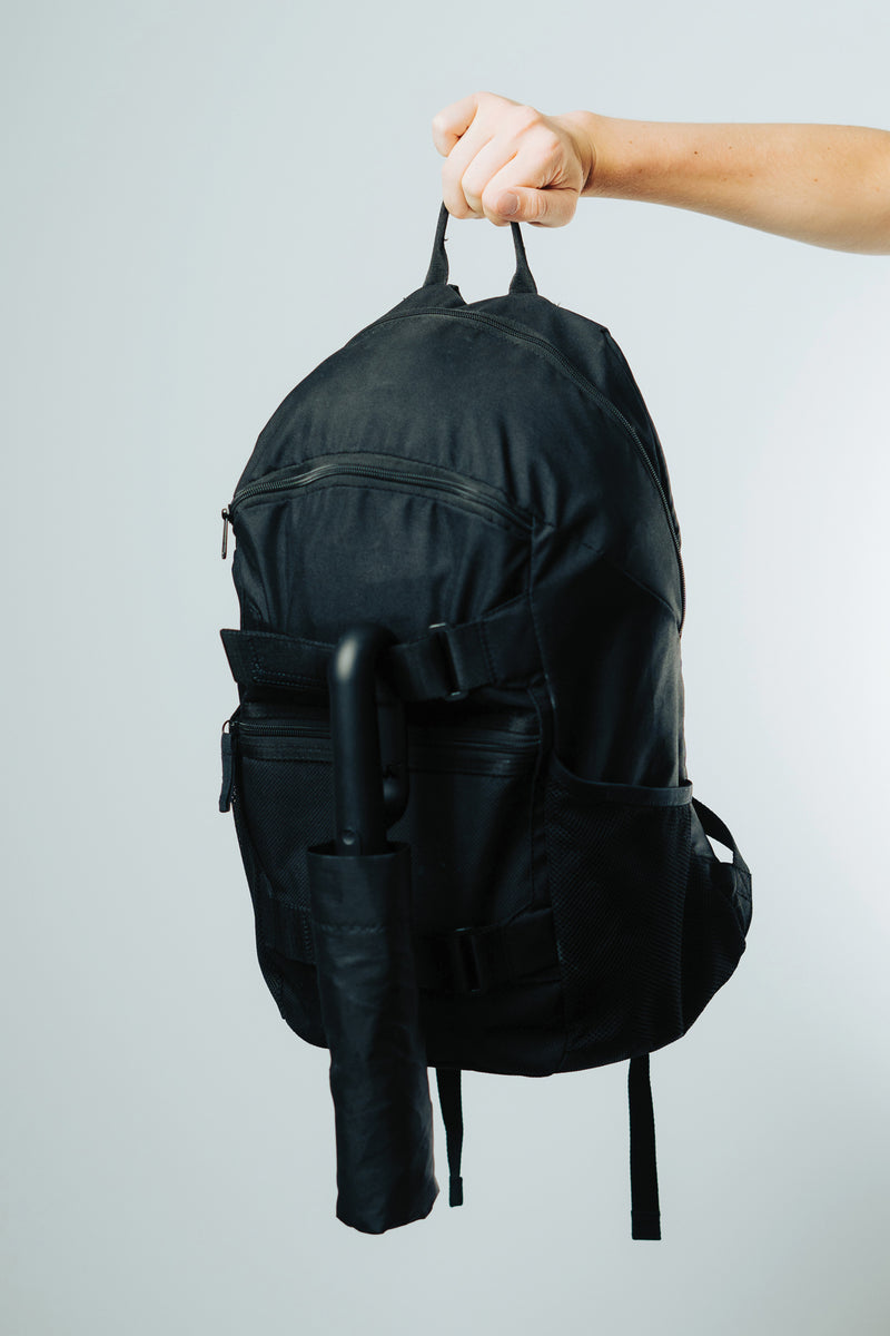 Dizajnerski 21" sklopivi kišobran s karabiner ručkom