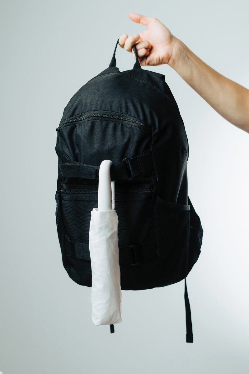 Dizajnerski 21" sklopivi kišobran s karabiner ručkom