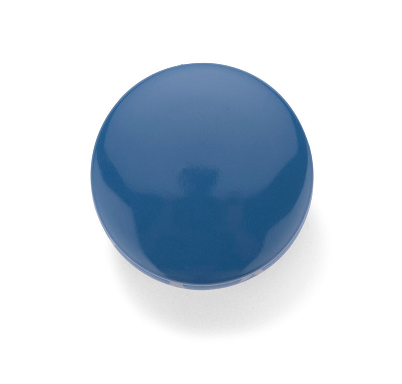 Svijeća ASTRO izrađena je od prirodnog sojinog voska s mirisom limete, bosiljka i mandarine.