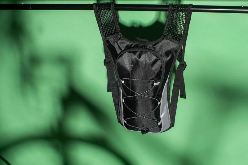 RODE Ruksak za bicikle izrađen je od izdržljivog 420D poliestera ima mjesto za vreću za vodu.