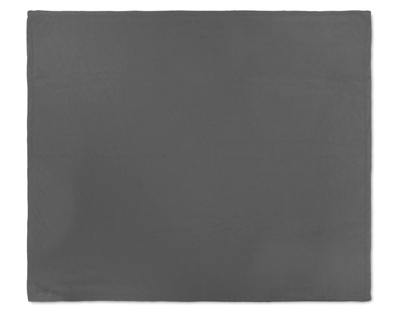 Deka RPET KOLI savršena je za prohladne jesenske i zimske večeri. Vrlo je ugodna na dodir. Izrađena je od 100% recikliranog flisa.