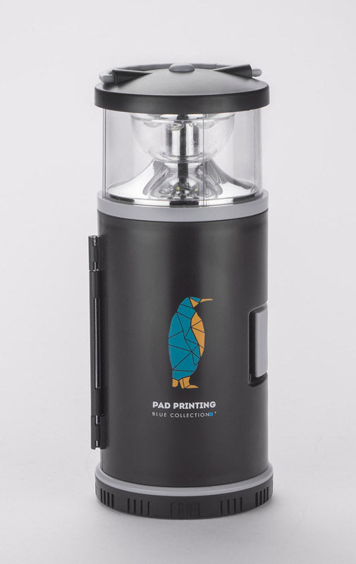 BARTO set alata je set u obliku fenjera koji sadrži odvijač s 8 bitova, 2 precizna odvijača i LED lampu koja služi kao lampa za kampiranje. Ima ručku za vješanje ili nošenje. Lampu napajaju 3xAAA baterije. Baterije nisu uključene.