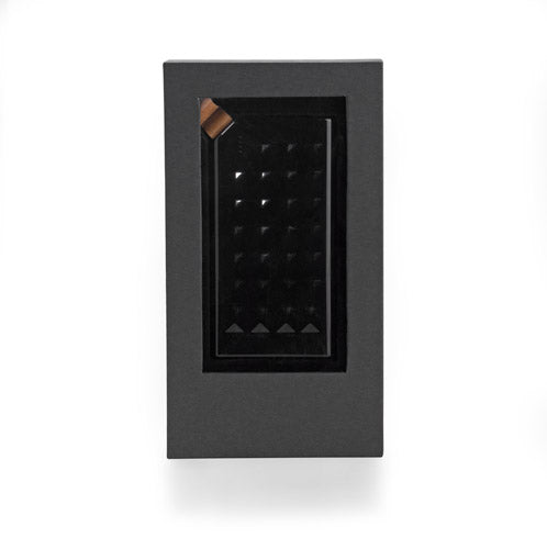 Luksuzna promotivna rezervna baterija kapaciteta 8000mAh, crne boje | Poslovni pokloni i reklamni artikli s tiskom loga