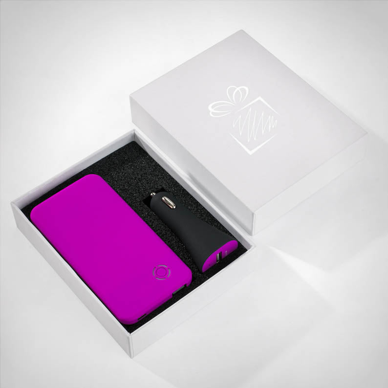 Promotivni poklon set USB auto punjač i prijenosna baterija, 4000mAh, ljubičaste boje | Poslovni pokloni
