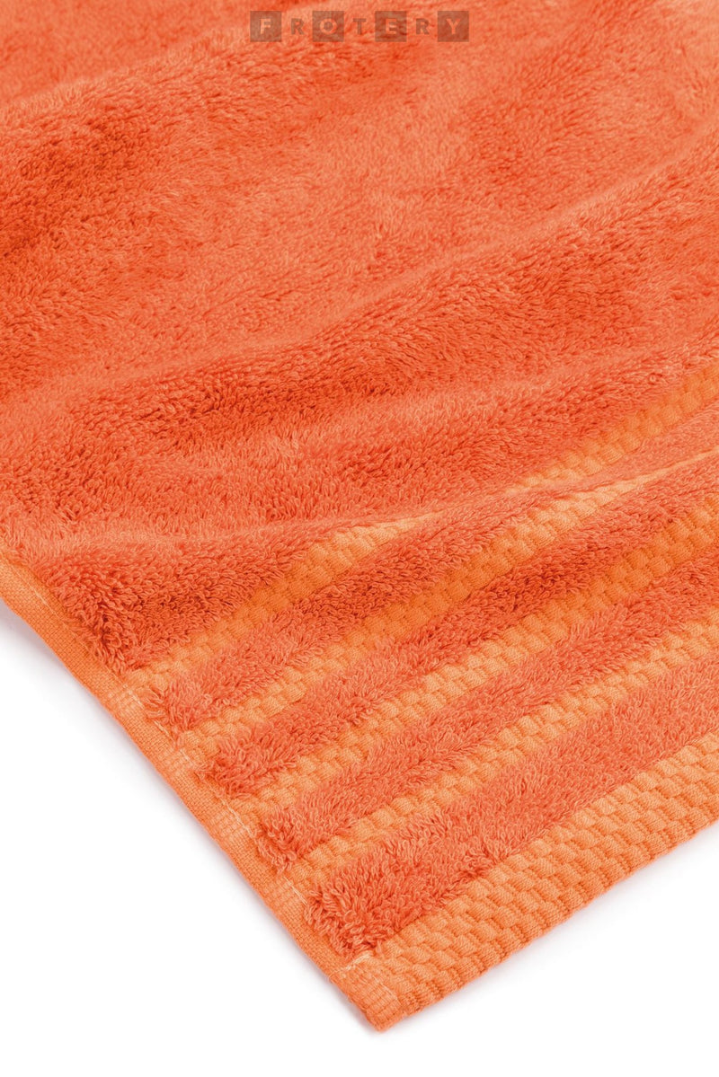 Promotivni luksuzni ručnik Bamboo 530 g/m2, narančaste boje, za štikanje logotipa | Poslovni pokloni