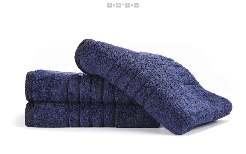 Promotivni luksuzni ručnik Brilliant 600g/m2, tamno plave boje