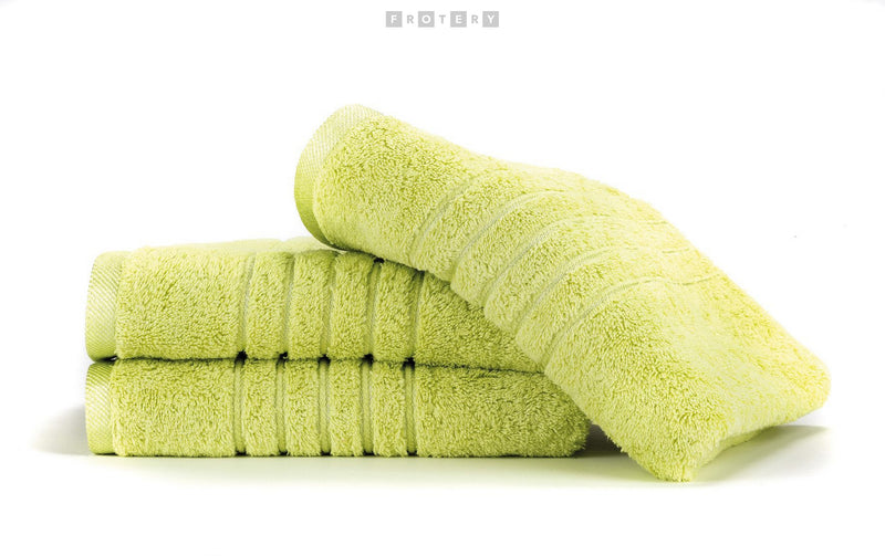 Promotivni luksuzni ručnik Brilliant 600g/m2, boje zelene limete