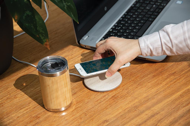 Promotivni 5W bežični punjač od pšenične slame | Poslovni pokloni