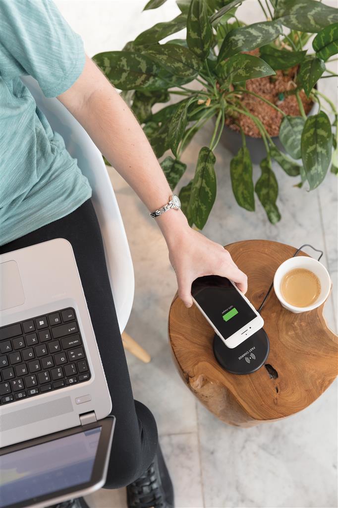 Promotivni bežični 10W podložak za brzo punjenje crni | Poslovni pokloni | Promo pokloni | Reklamni pokloni