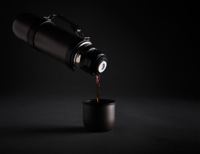 Reklamna Swiss Peak vakum termo boca sa šalicama, 700 ml za tisak logotipa | Poslovni pokloni